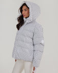 Apricity Oversized Ski Jacket - White / Navy